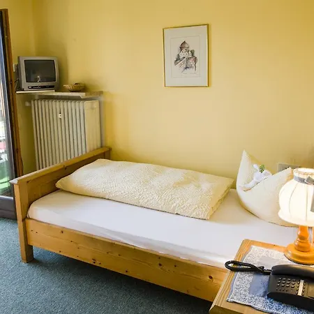 Pensión Landhaus Am Bergwald 2*